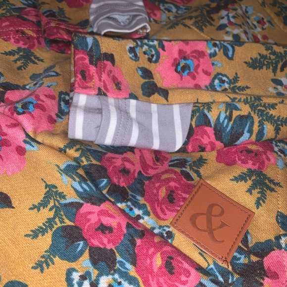 Ampersand Hoodie- Mustard Floral - Picture 5 of 6